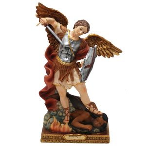 São Miguel Decorativo 13cm em Resina Mabruk